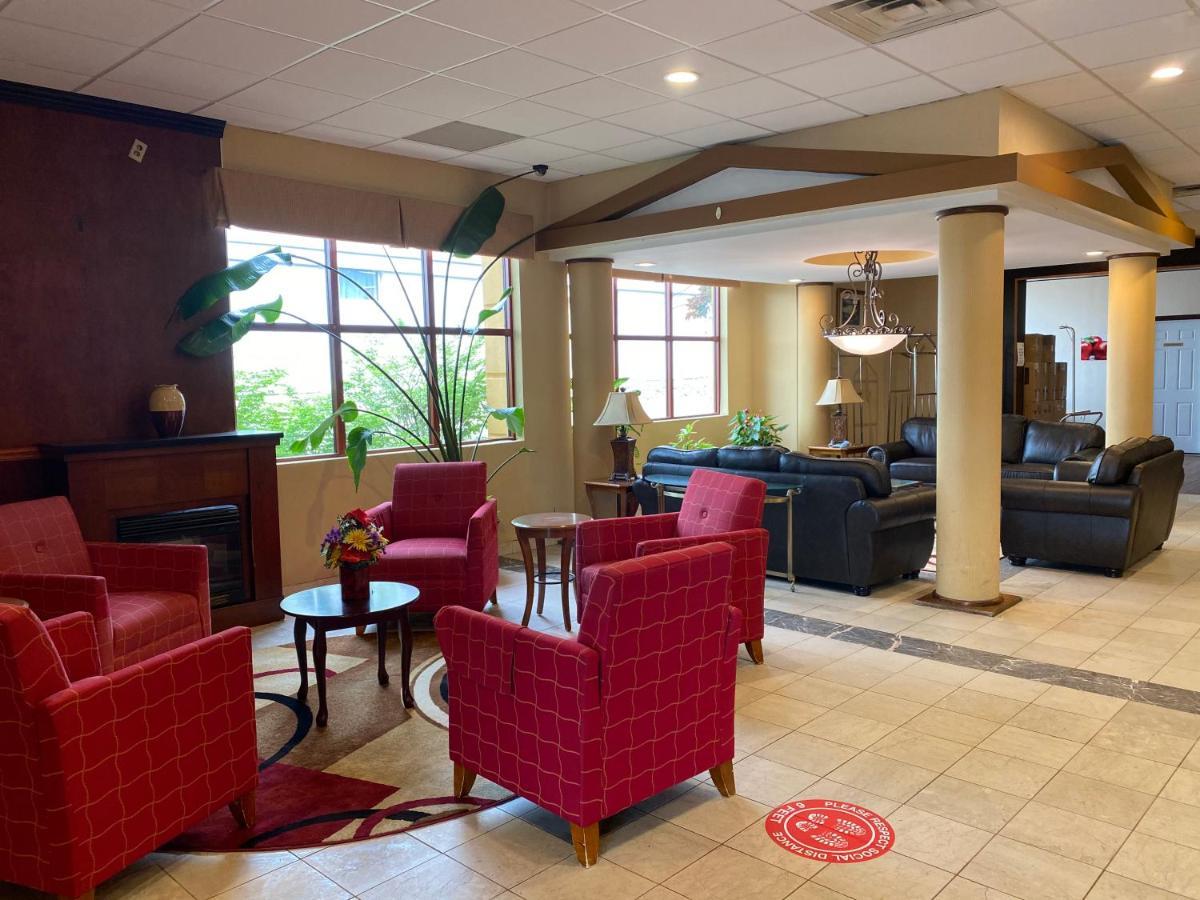 Quality Inn Airport Cheektowaga Bagian luar foto