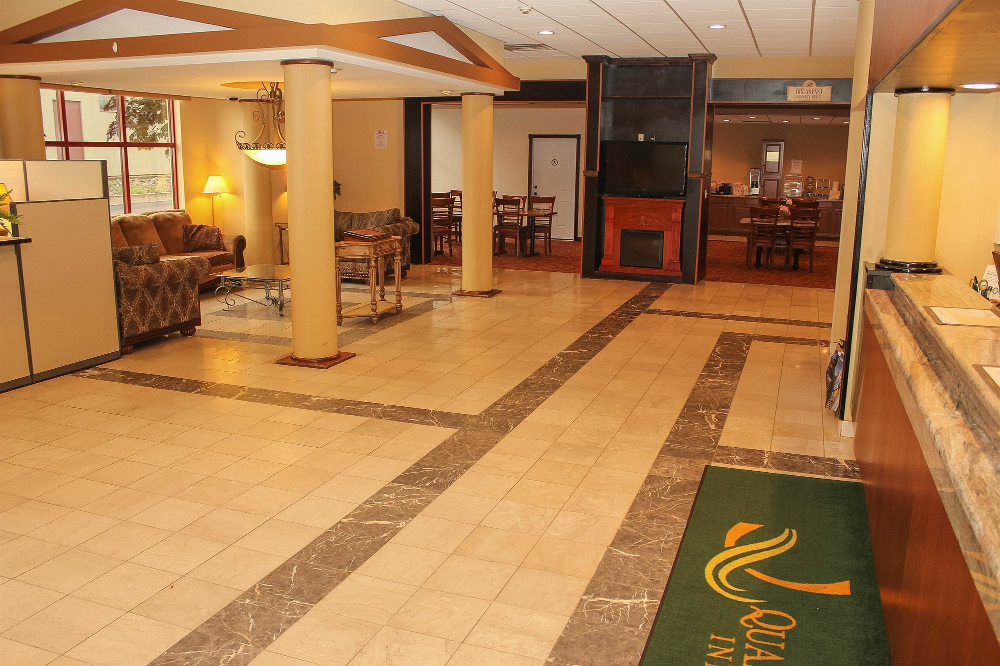 Quality Inn Airport Cheektowaga Bagian luar foto
